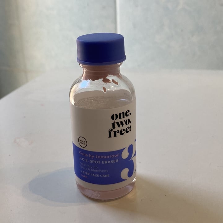 review photo of One Two Free! SOS spot eraser shared by @giuliabalestrino on 15 Apr 2022 - review