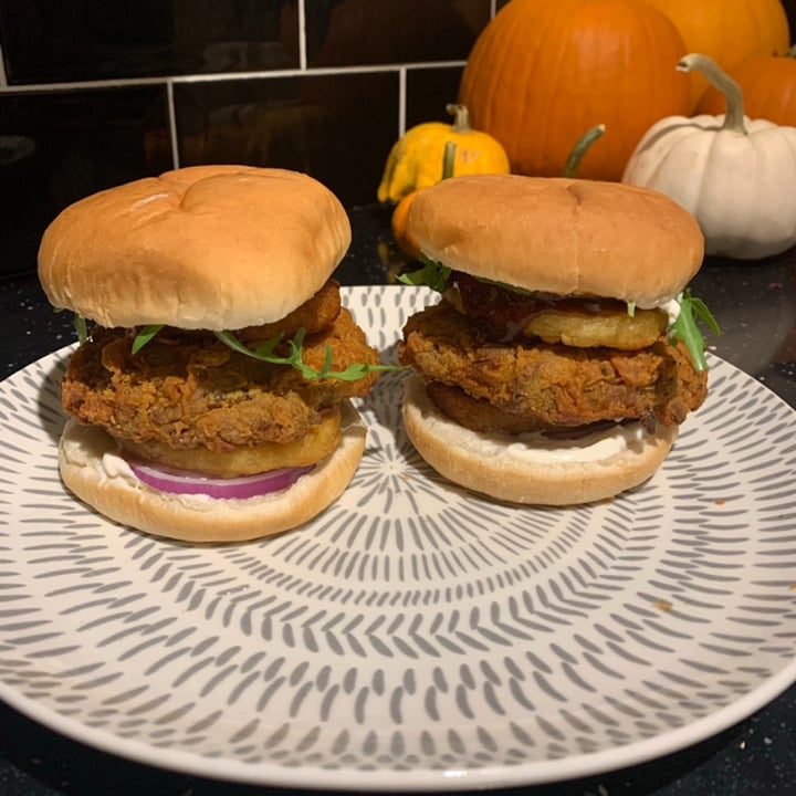 photo of Plant Menu 2 spicy no chicken burgers shared by @beckyallott on  13 Jan 2022 - review