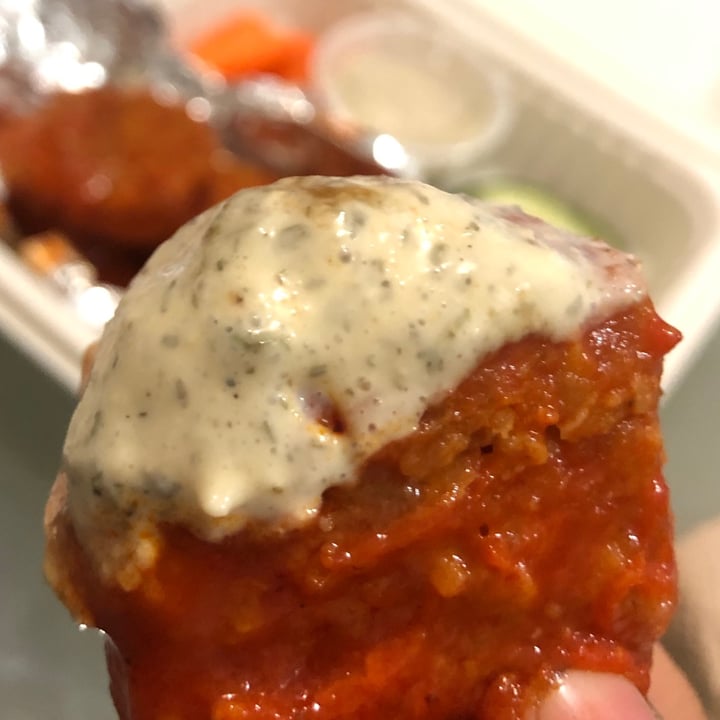 review photo of Fat Vegan Alitas Buffalo shared by @alyy on 12 Dec 2020 - review