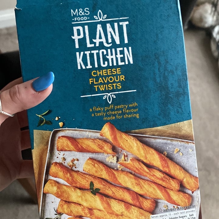 photo of Plant Kitchen (M&S) Cheese flavour twists shared by @emmysea on  06 May 2022 - review