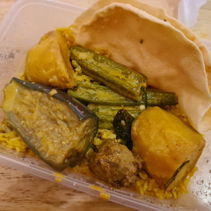 photo of Daily Green 吉祥素 Nasi Briyani shared by @gretchforveg on  27 Oct 2020 - review