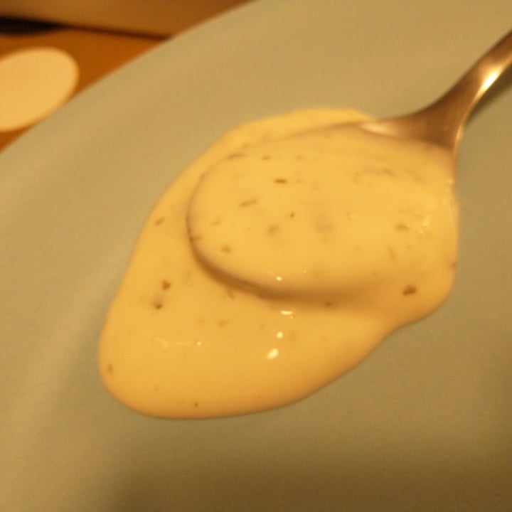 photo of Albert Heijn vegan Knoflook Mayonnaise shared by @kamerplant on  16 Dec 2022 - review