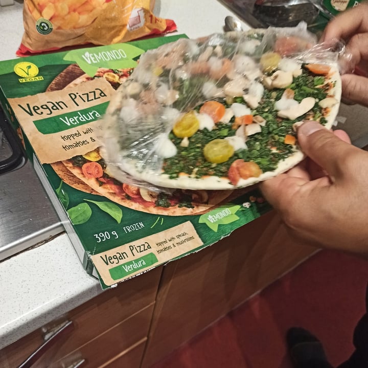 photo of Vemondo Pizza alle verdure shared by @metalcricia on  28 Sep 2022 - review