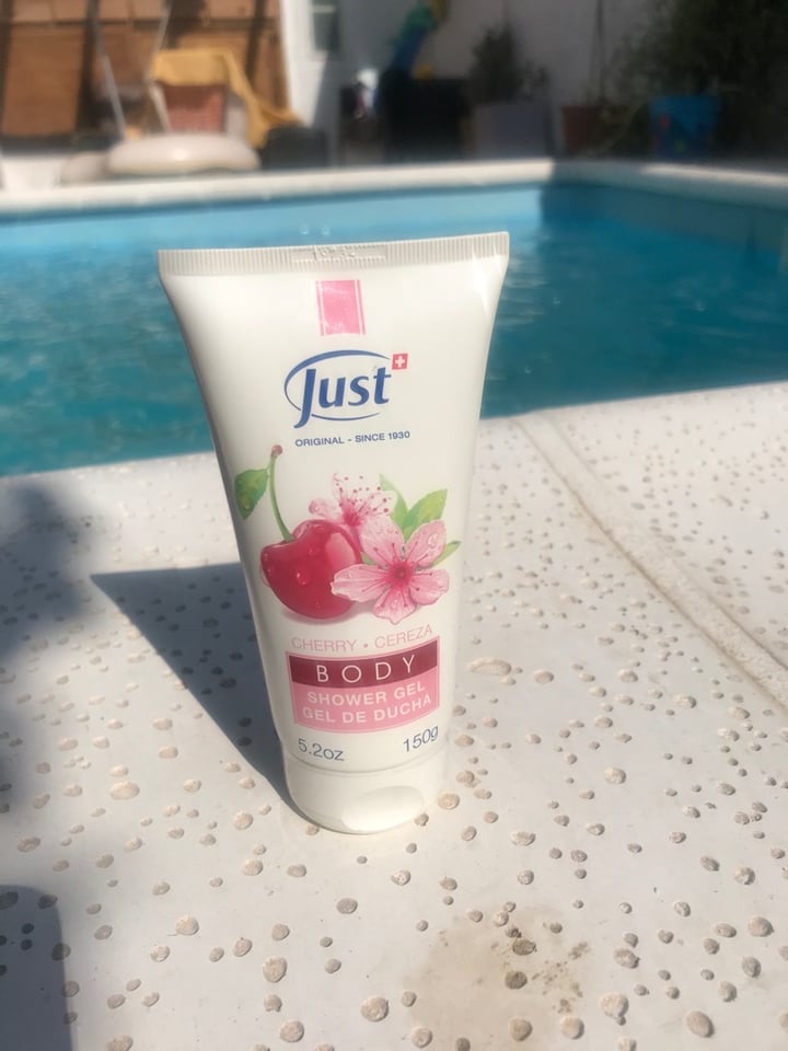 photo of Swiss Just Gel De Ducha shared by @mamiagus on  29 Jan 2020 - review