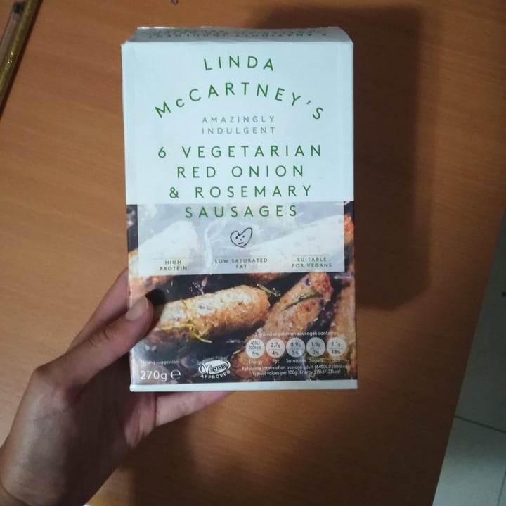 review photo of Linda McCartney's 6 Vegetarian Red Onion & Rosemary Sausages shared by @soniab on 05 Oct 2020 - review