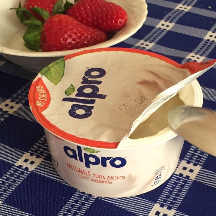 photo of Alpro Alpro yogurt di soya shared by @ilariailaria on  22 Mar 2022 - review