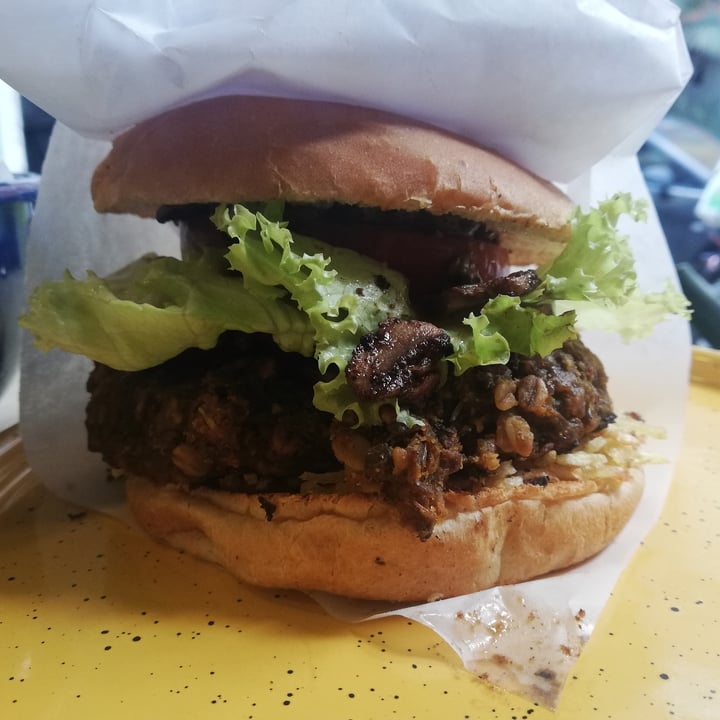 photo of La Cocinita Verde - Comida Vegana Hamburguesa Vegan shared by @paulaca on  08 Jul 2021 - review