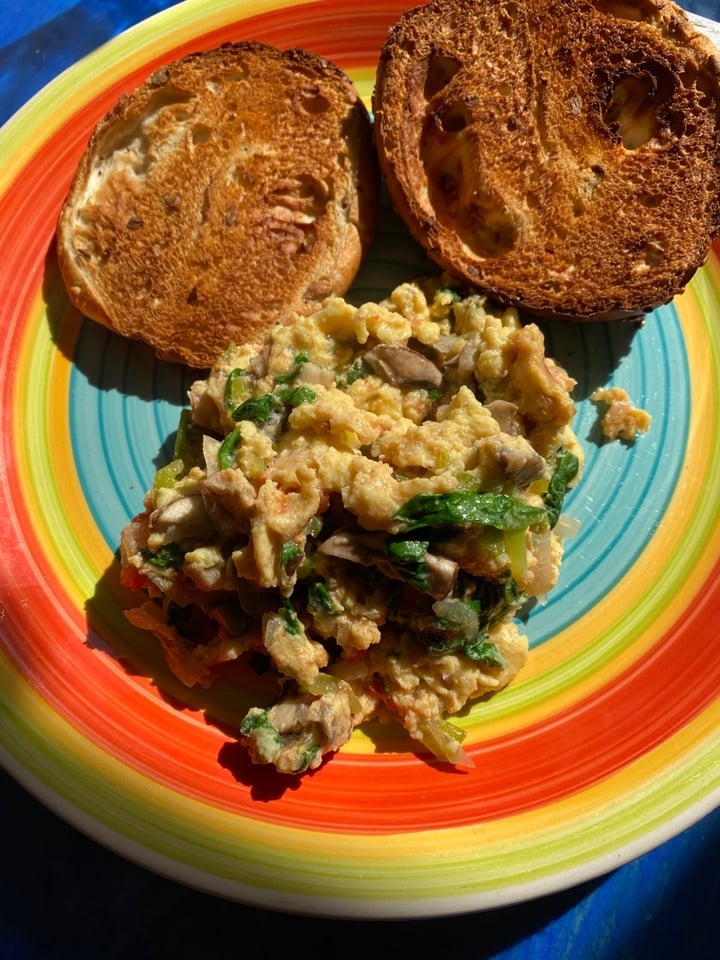 photo of JUST Egg Plant-Based Scramble shared by @davesveganadventures on  06 Apr 2020 - review