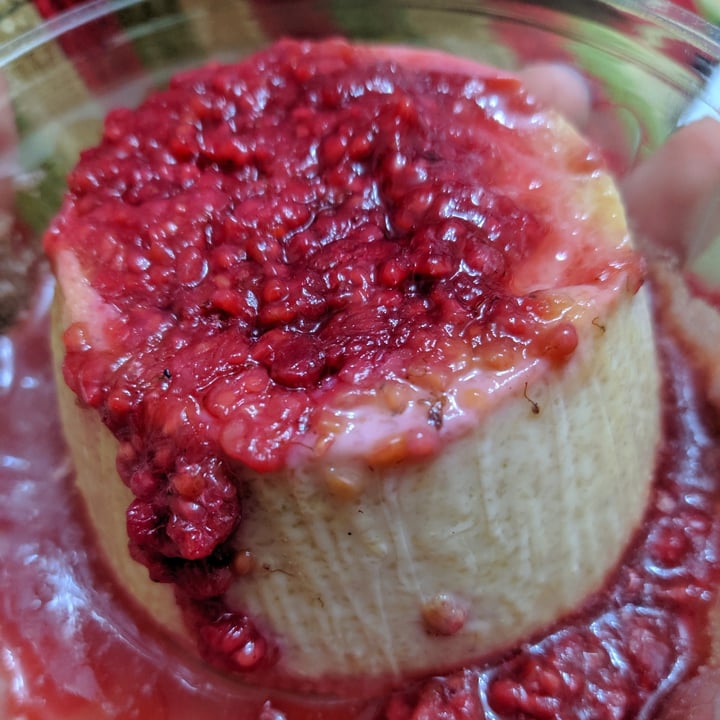 review photo of Samsara Felices Sin Perdices Flan con salsa de frambuesa y caramelo shared by @valcocucci on 04 Jan 2021 - review