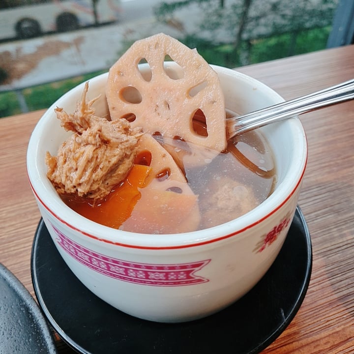 photo of Leaf Corner Lotus Root Soup shared by @kces on  27 Jun 2021 - review