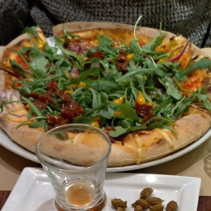 review photo of Pizzi & Dixie Pizza shared by @agatuuu on 11 Apr 2021 - review