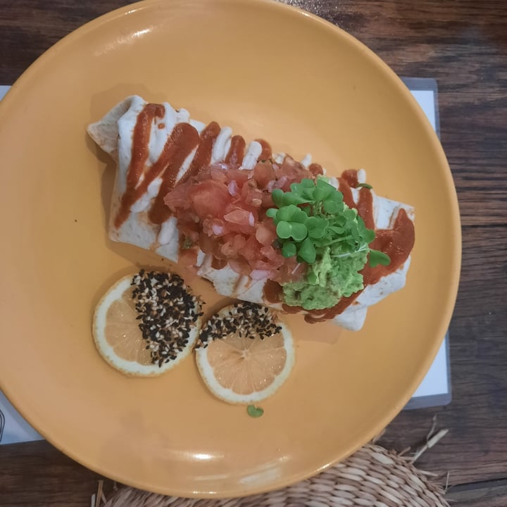 photo of The Kindred Kitchen Burrito shared by @mikaylan24 on  21 Dec 2021 - review