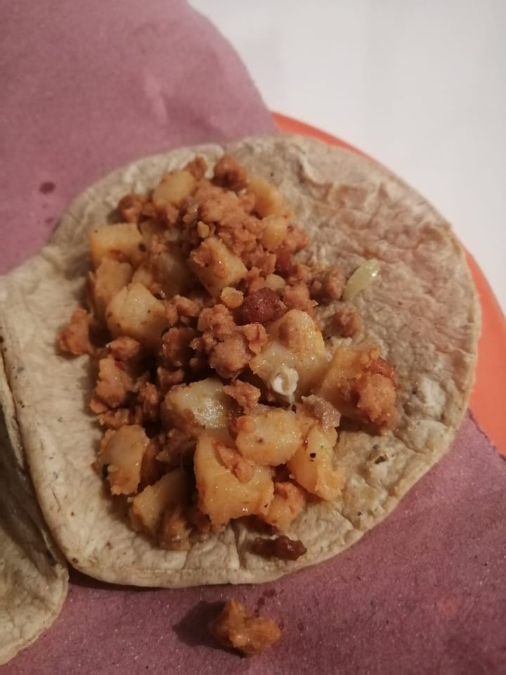 photo of La Revolucion Vegana Taco de papascon chorizo shared by @israelt on  24 Feb 2020 - review