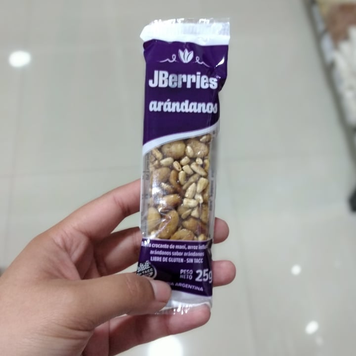photo of Jberries Barra crocante arándano shared by @lizcastillo on  15 Jul 2021 - review