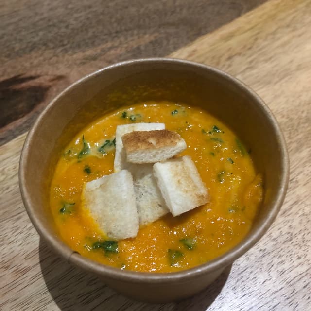 Foto del piatto “Ginger And Carrot Soup”