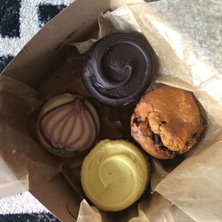 photo of Pattycake Bakery Vegan Treats! shared by @jessr-osu on  20 May 2019 - review