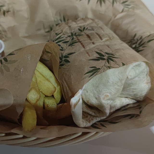 Foto do prato “Piadina integrale con melanzane fritte”