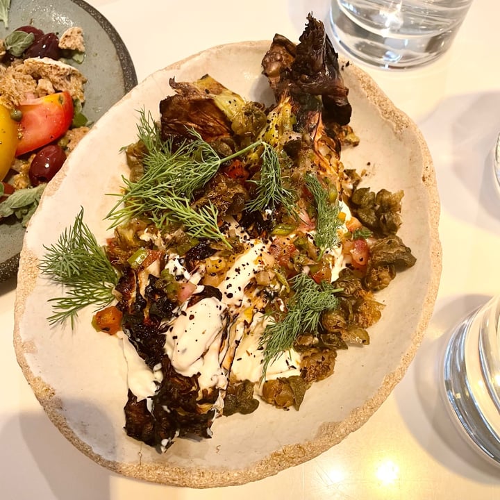 photo of Ottolenghi Spitalfields Charred hispi cabbage, Dico de gallo, pickled walnuts, tofu cream shared by @appleappleamanda on  09 Sep 2022 - review