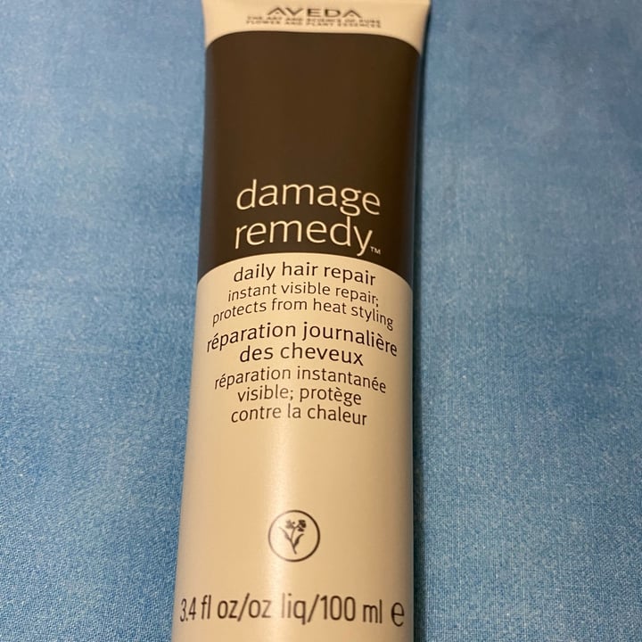 photo of Aveda Damage Remedy Daily Hair Repair shared by @aleglass on  16 May 2022 - review