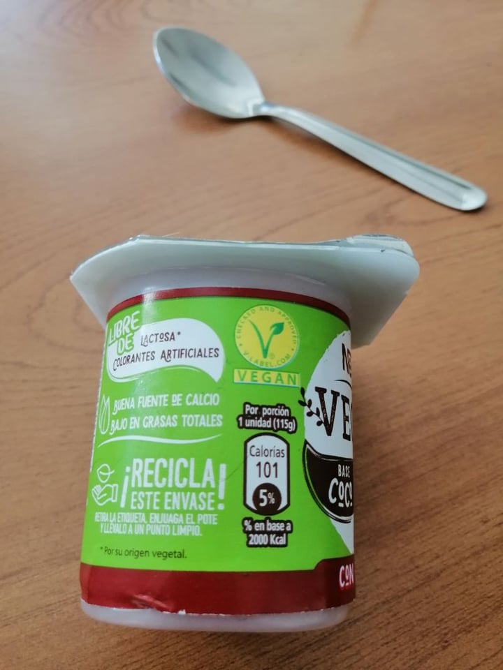 photo of Nestlé  Alimento de Coco Veggie Natural Endulzado shared by @rosieie on  09 Mar 2020 - review