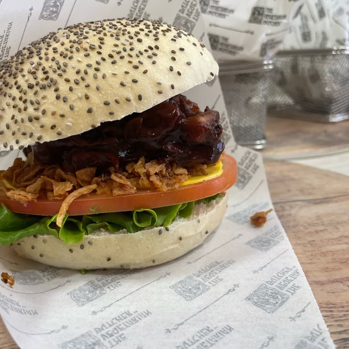 photo of Veggie Burger Burguer shared by @vegetalesalrescate on  19 Dec 2021 - review
