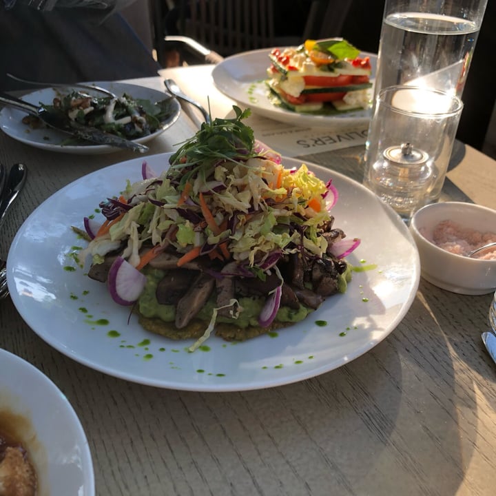 photo of Oliver's Wild Mushroom Tostada shared by @evolotus on  02 Jul 2019 - review