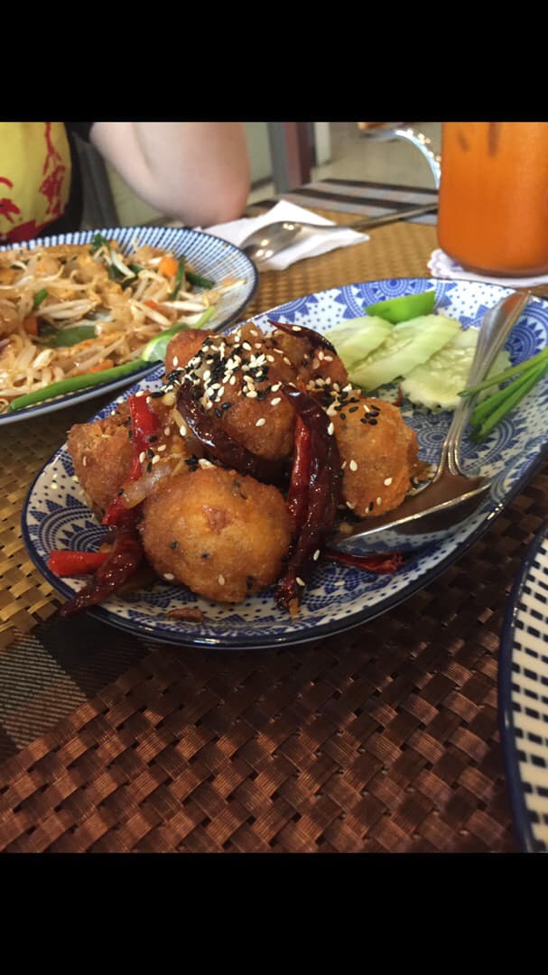 菜肴“Cauli-Bon Chon”的照片