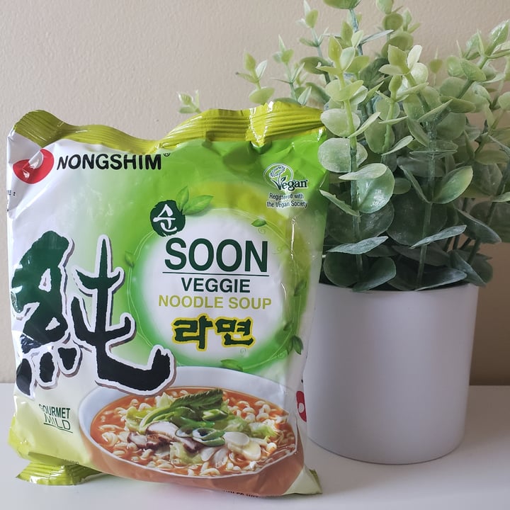 photo of NONGSHIM (농심) Veggie Noodle Soup shared by @embraceeachdayna on  14 Nov 2021 - review