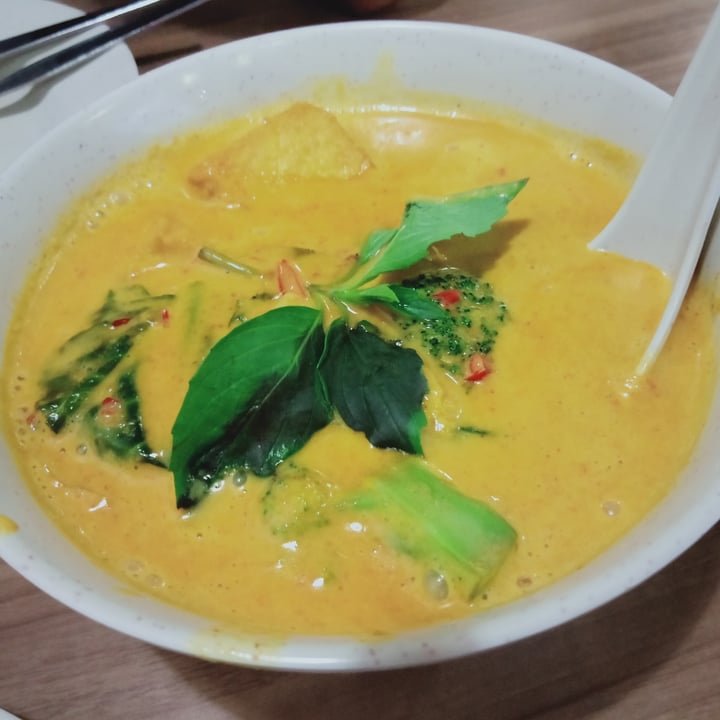 photo of Jai Thai Vegetarian Red Curry shared by @veganspicegirl on  18 Jul 2021 - review