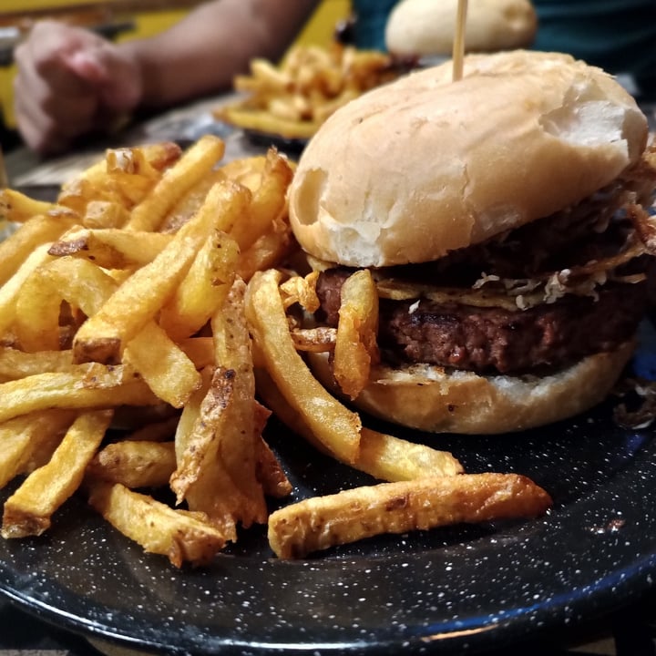 photo of Barstow Bar Hamburguesa Not Vegas shared by @orne24 on  04 Feb 2022 - review