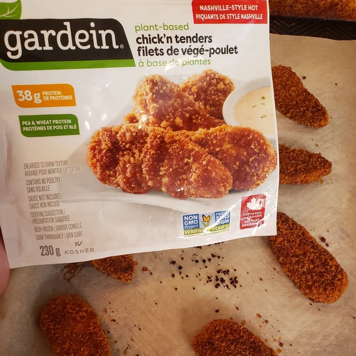 photo of Gardein Nashville Hot Chick'n Tenders shared by @itsninnin on  25 May 2022 - review