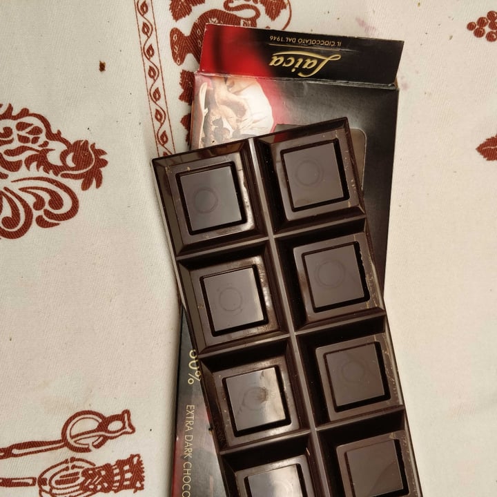 photo of Laica Cioccolato extra fondente shared by @beamurgia on  02 Apr 2022 - review