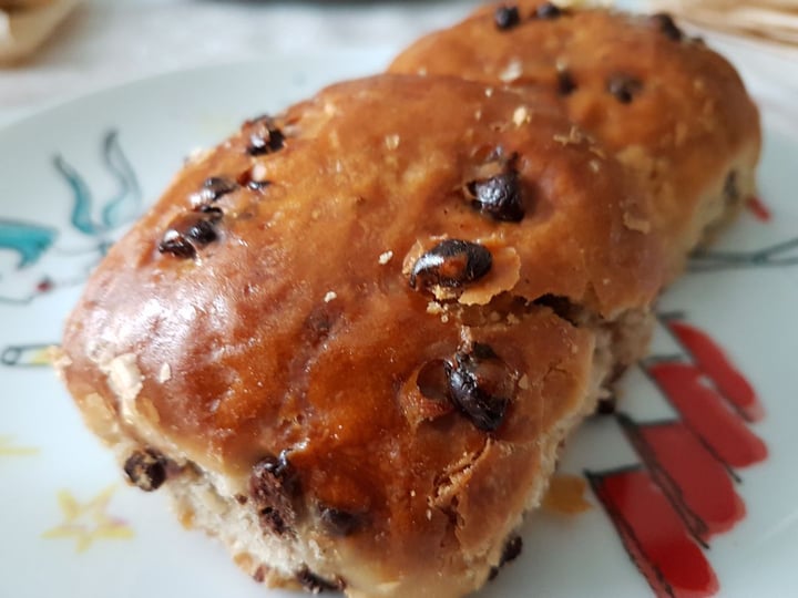photo of Land&Monkeys Brioche au chocolat shared by @vivelesdindons on  15 Mar 2020 - review