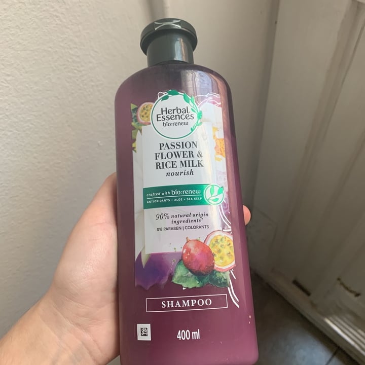 photo of Herbal Essences Shampoo passion flower and rice milk shared by @valentina777 on  11 Aug 2021 - review