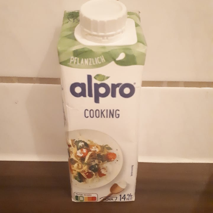 photo of Alpro Cooking/Cuisine Soya 14% Fat shared by @animaldefender2019 on  04 May 2021 - review