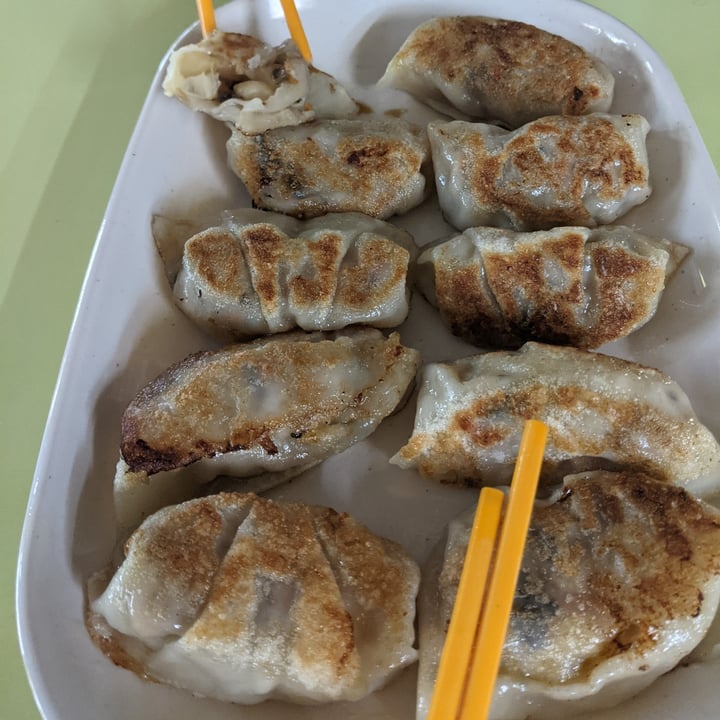 photo of Yu Long Vegetarian Food 玉龙素食 Fried Dumplings shared by @tancoul on  01 Jan 2021 - review