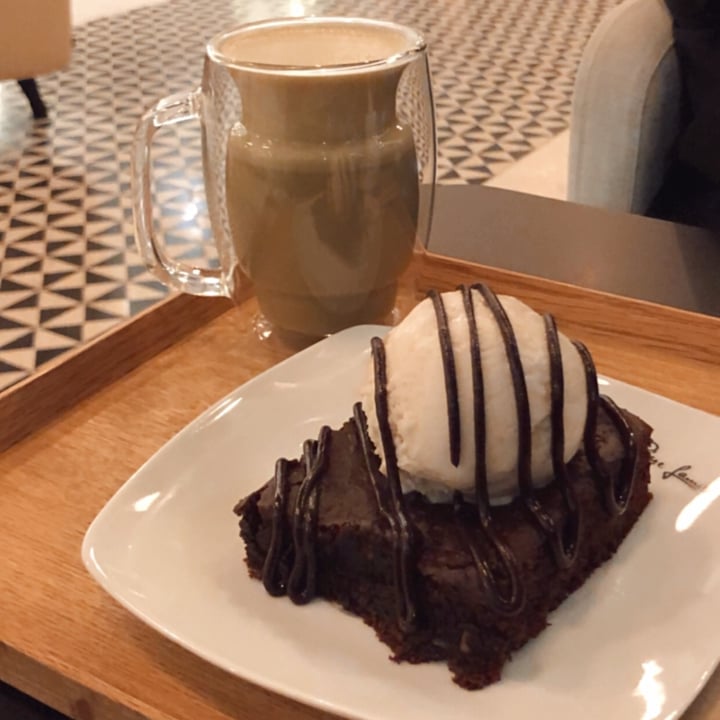 photo of 7T House Vegan Chocolate Brownie shared by @jumsm on  22 Jan 2022 - review