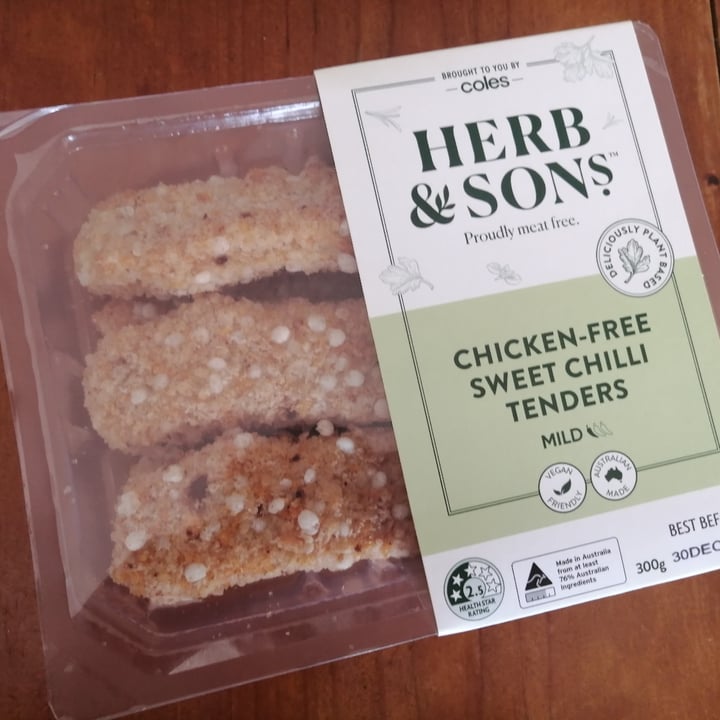 photo of Herb & Sons Chicken-free sweet chilli tenders shared by @miriammenendez on  10 Dec 2020 - review