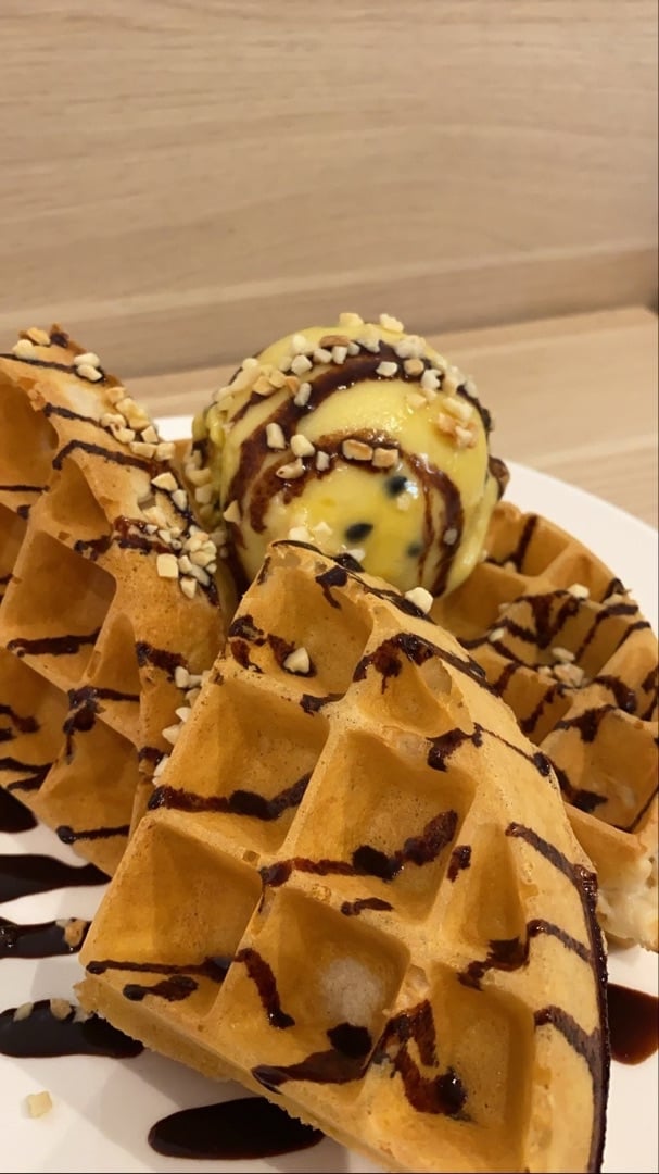 review photo of WS Deli Experience Store Classic Waffle shared by @leivegan on 28 Mar 2020 - review