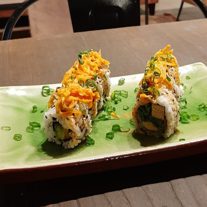 photo of ROCK'N'ROLLS SUSHI Ms.Jackson roll shared by @kratos1797 on  08 May 2021 - review