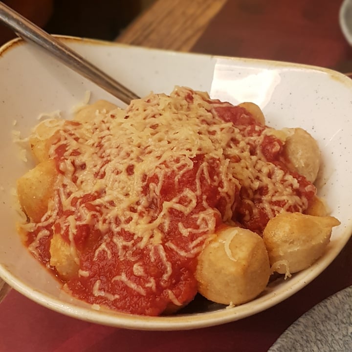 review photo of Rifugio Romano Bocconcini di pizza fritti shared by @pieroniart on 31 Oct 2022 - review