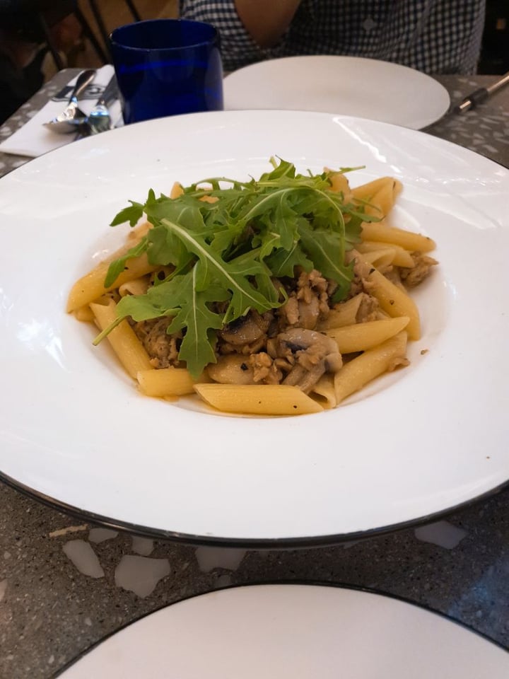 photo of PizzaExpress Omnipork™ Penne Aglio Olio shared by @veggiexplorer on  23 Nov 2019 - review