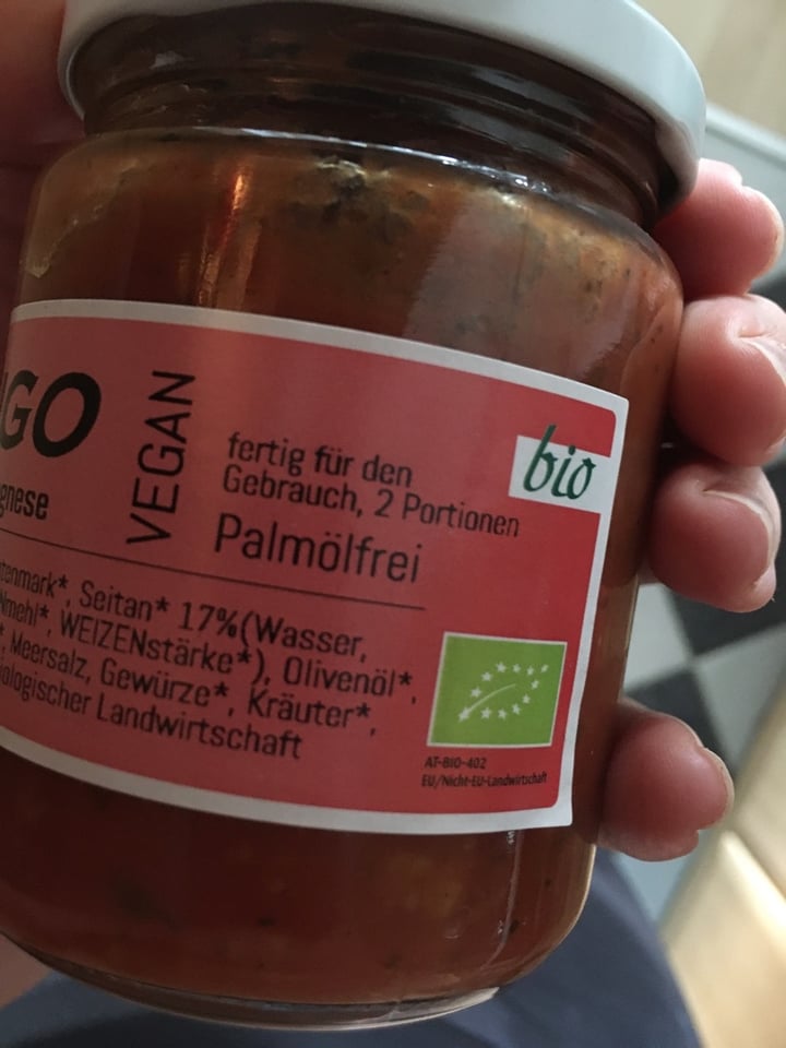 photo of Hiel - vegetarische Feinkost Seitan Bolognese shared by @ichkannvegan on  12 Apr 2020 - review