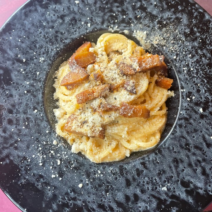 photo of Rifugio Romano Carbonara vegana shared by @lacasadirob on  09 Sep 2022 - review