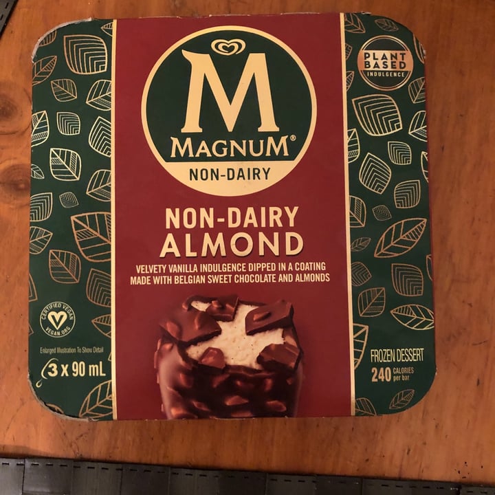 photo of Magnum Magnum Vegan Almond shared by @freckles2019 on  02 Jun 2021 - review