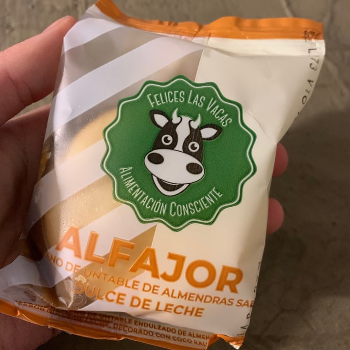 photo of Felices Las Vacas Alfajor Maicena shared by @veganizarte on  11 Aug 2021 - review