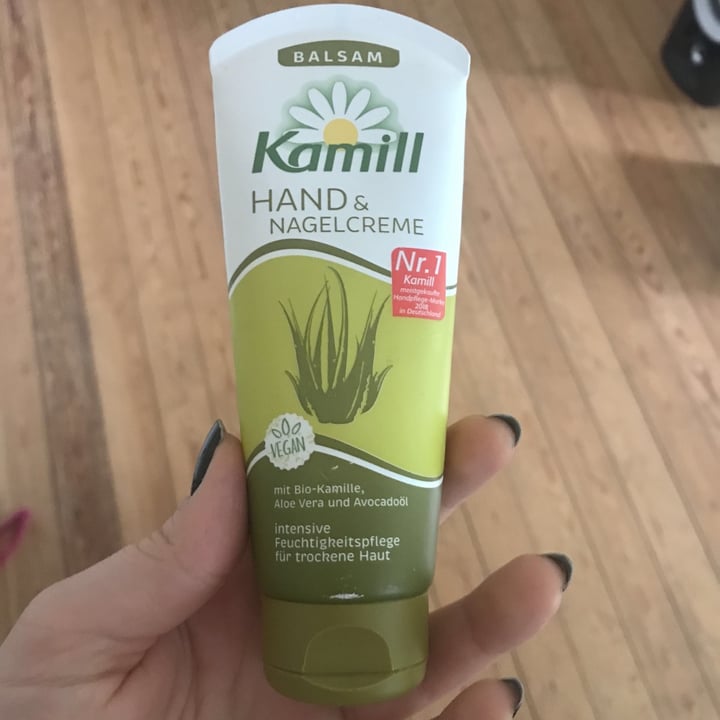review photo of Kamill Kamill Hand & Nagelcreme Balsam shared by @valentinalinguini on 01 May 2020 - review