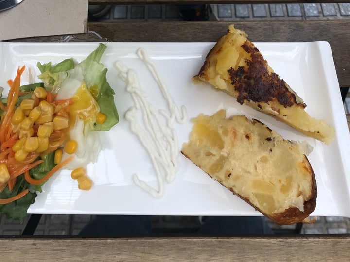 photo of Veganitessen Tortilla de patata shared by @jesusmf23 on  26 Dec 2019 - review