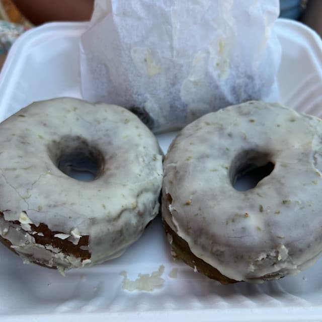 Photo of the dish “Matcha Sourdough Donut”