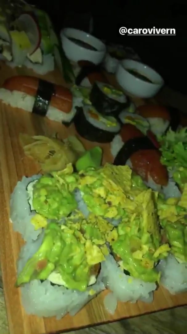 photo of Estilo Veggie Vegan sushi night shared by @juliaarena on  08 Oct 2019 - review